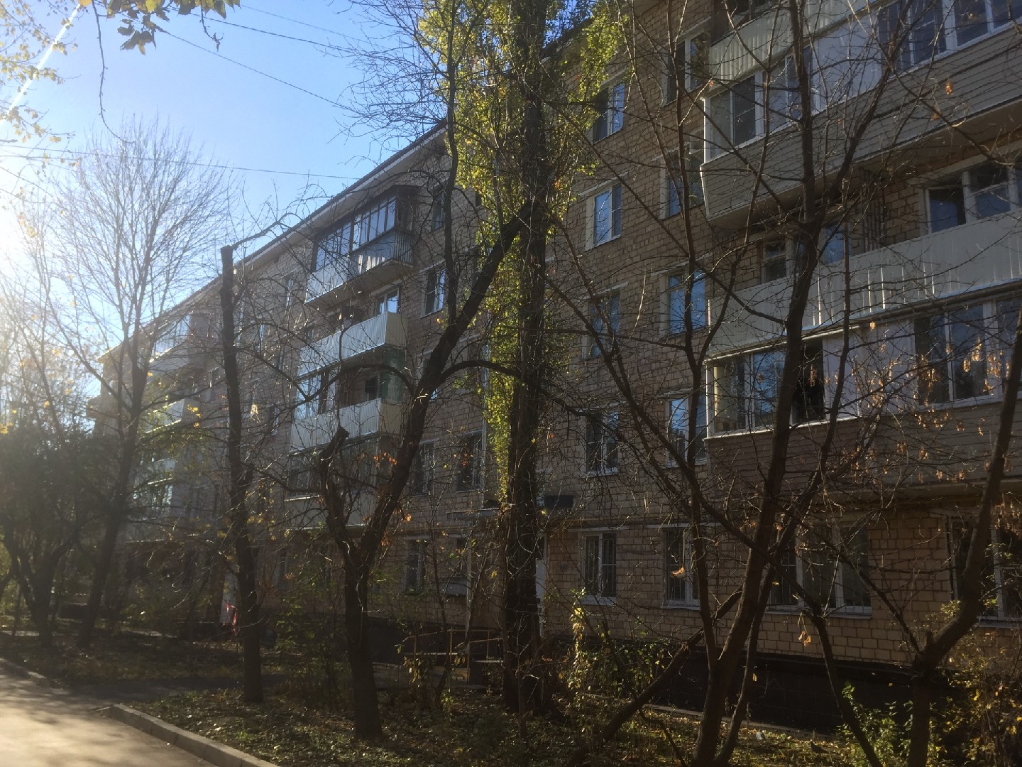 г. Москва, ул. Мельникова, д. 23-фасад здания