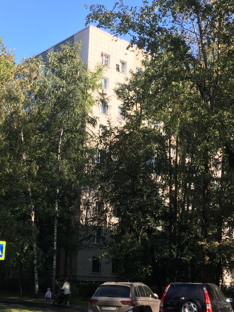 г. Москва, ул. Металлургов, д. 4-фасад здания