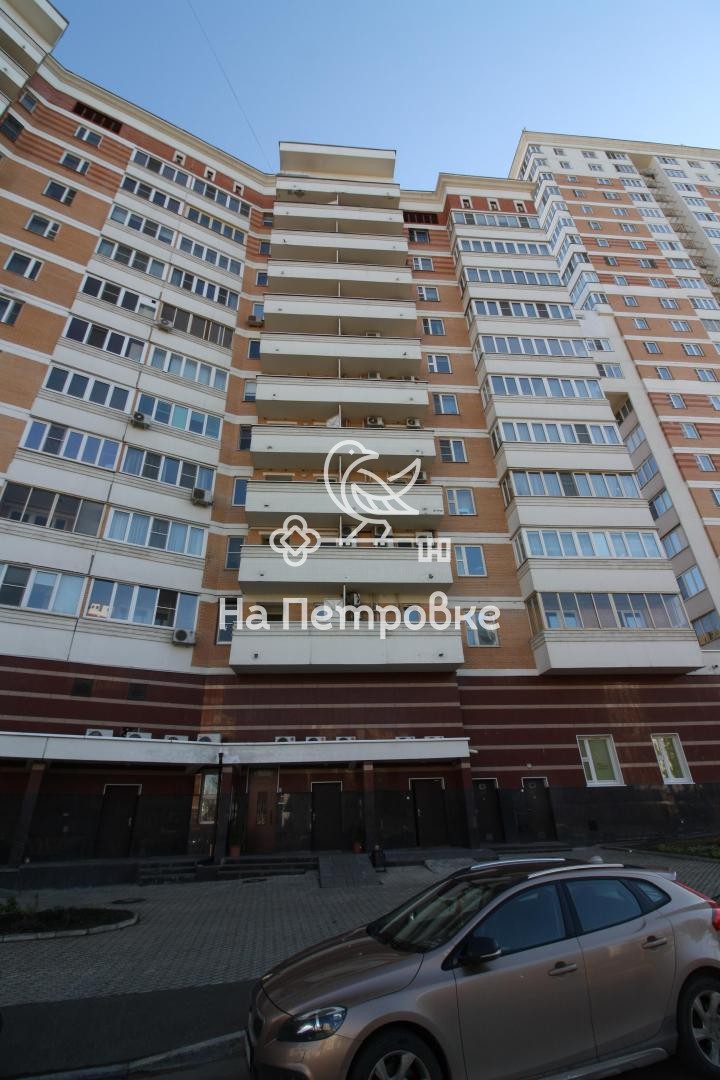 г. Москва, пр-кт. Мичуринский, д. 16-фасад здания