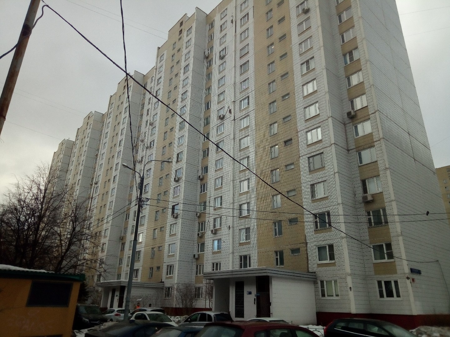 г. Москва, пр-кт. Мичуринский, д. 31, к. 2-фасад здания