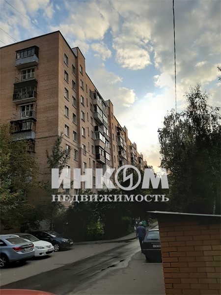 г. Москва, ул. Молостовых, д. 17, к. 2-фасад здания