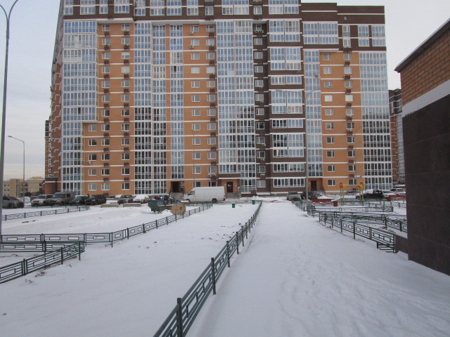 г. Москва, п. Московский, д. Говорово, ул. Татьянин Парк, д. 12, к. 7-придомовая территория