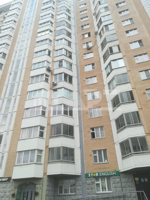 г. Москва, п. Московский, г. Московский, ул. Радужная, д. 8-фасад здания