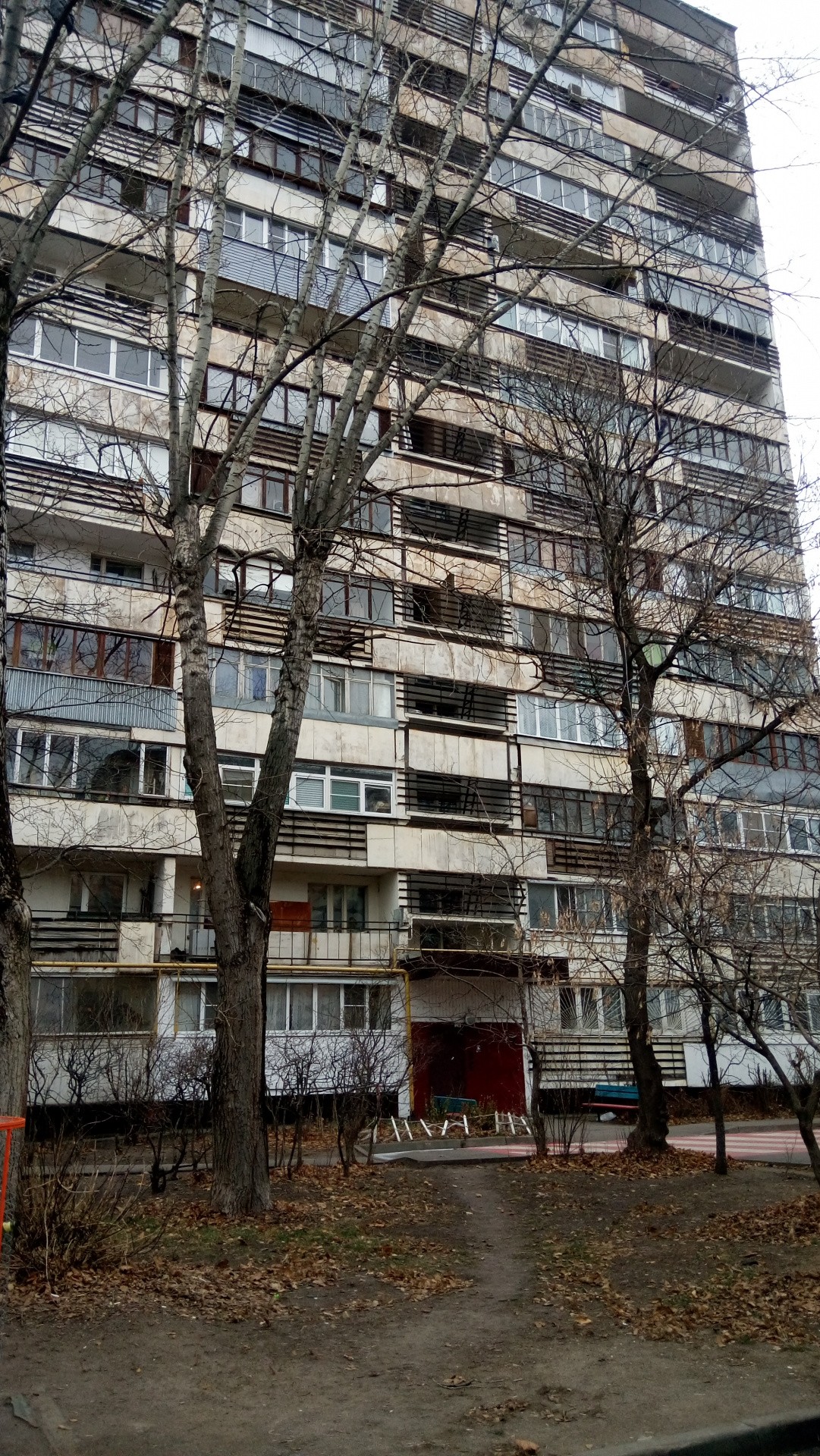 г. Москва, ул. Набережная М., д. 3, стр. 1-фасад здания