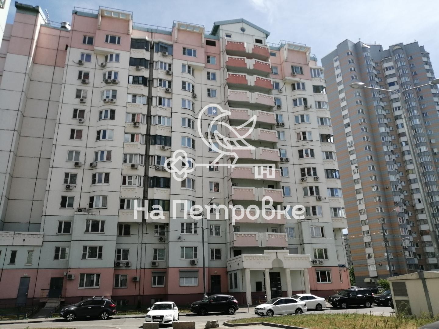 г. Москва, наб. Нагатинская, д. 10, к. 3-фасад здания