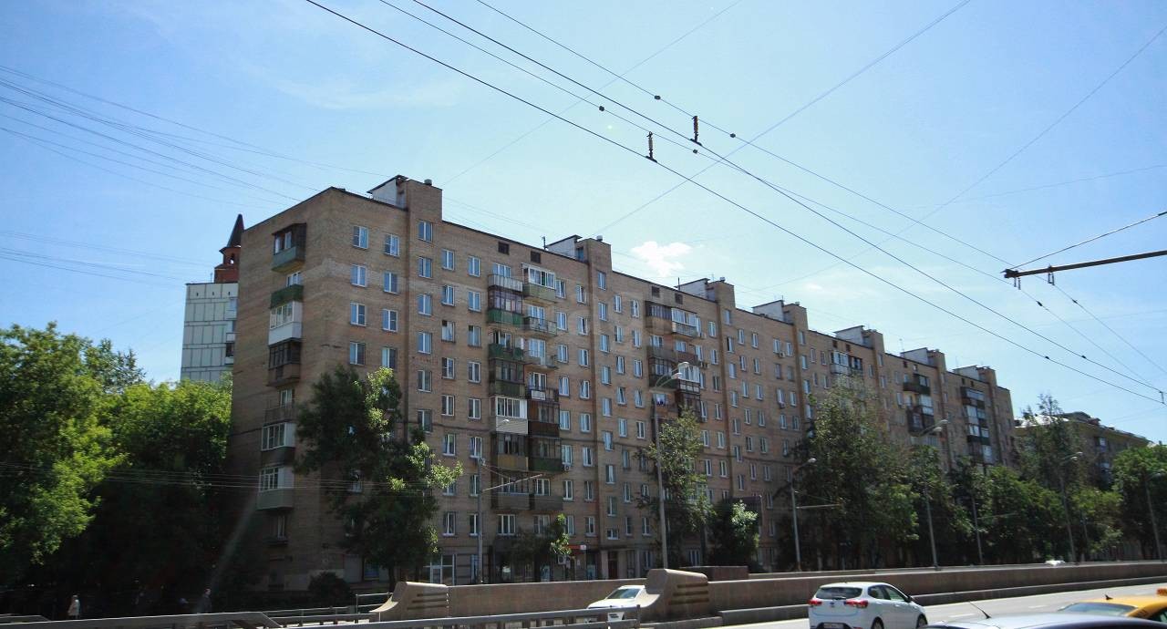 г. Москва, ул. Народного Ополчения, д. 42, к. 1-фасад здания