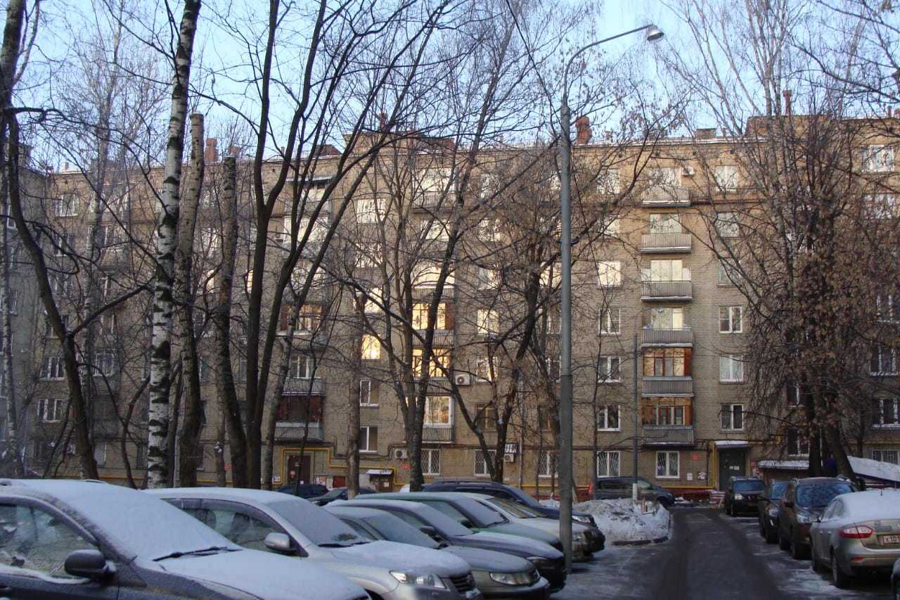 г. Москва, пр-кт. Нахимовский, д. 52/27-фасад здания