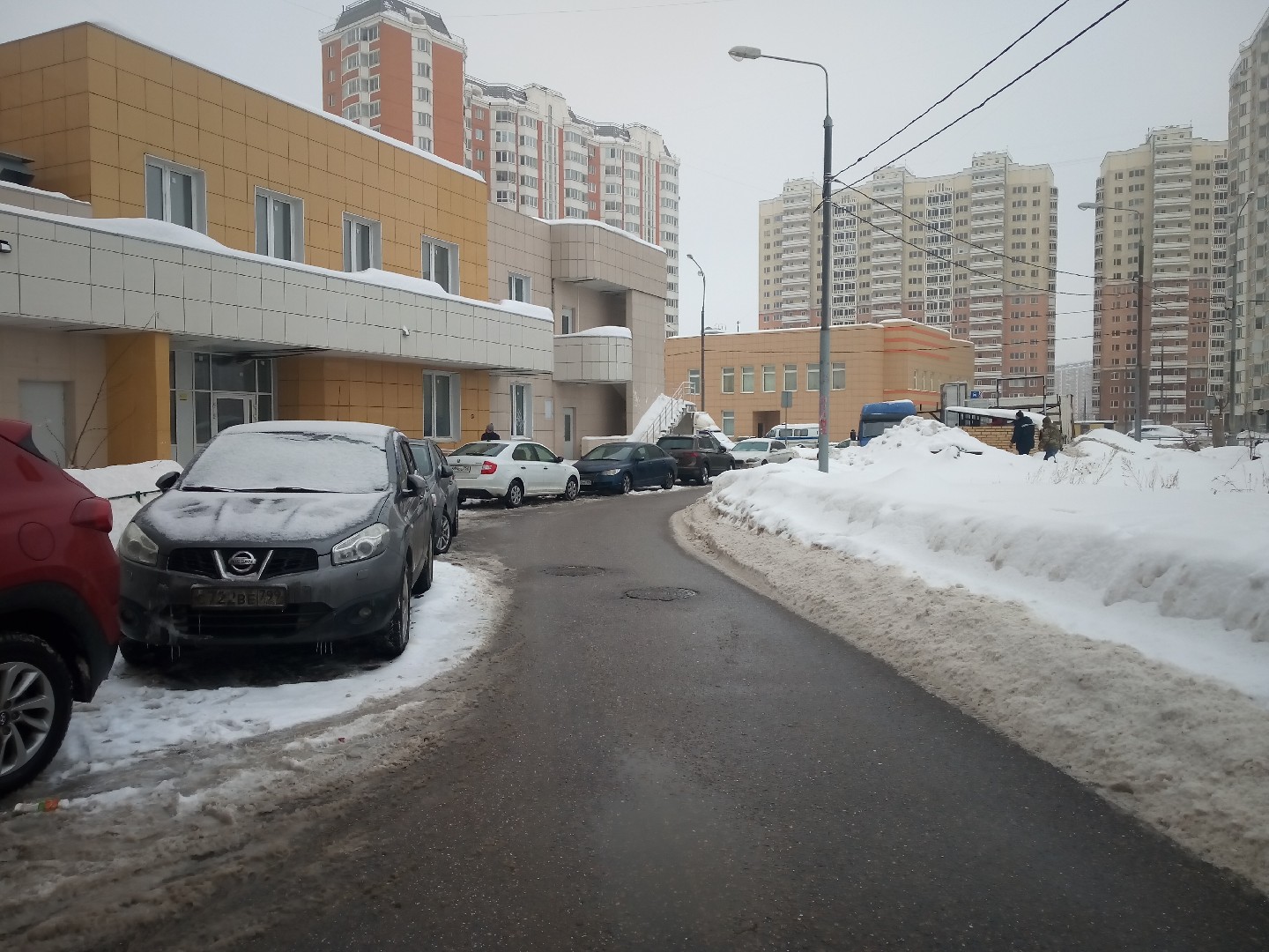 г. Москва, ул. Недорубова, д. 24-придомовая территория