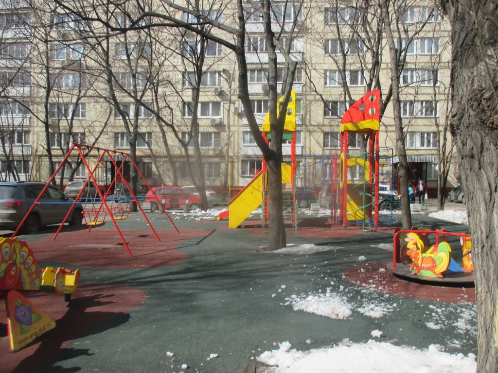 г. Москва, ул. Нижегородская, д. 4, к. 2-придомовая территория