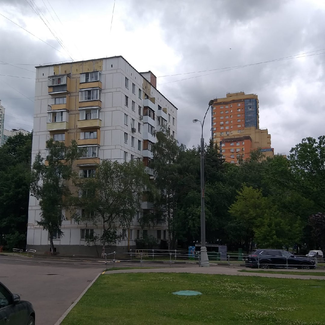 г. Москва, ул. Новаторов, д. 40, к. 15-придомовая территория