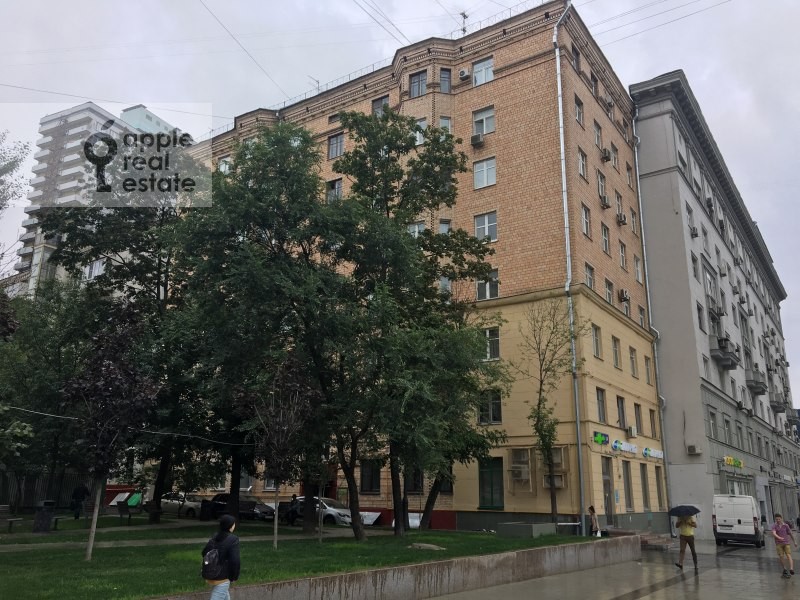 г. Москва, б-р. Новинский, д. 16, стр. 4-фасад здания