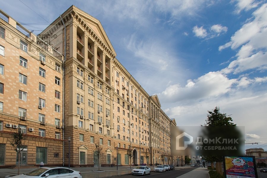 г. Москва, б-р. Новинский, д. 18, стр. 1-фасад здания