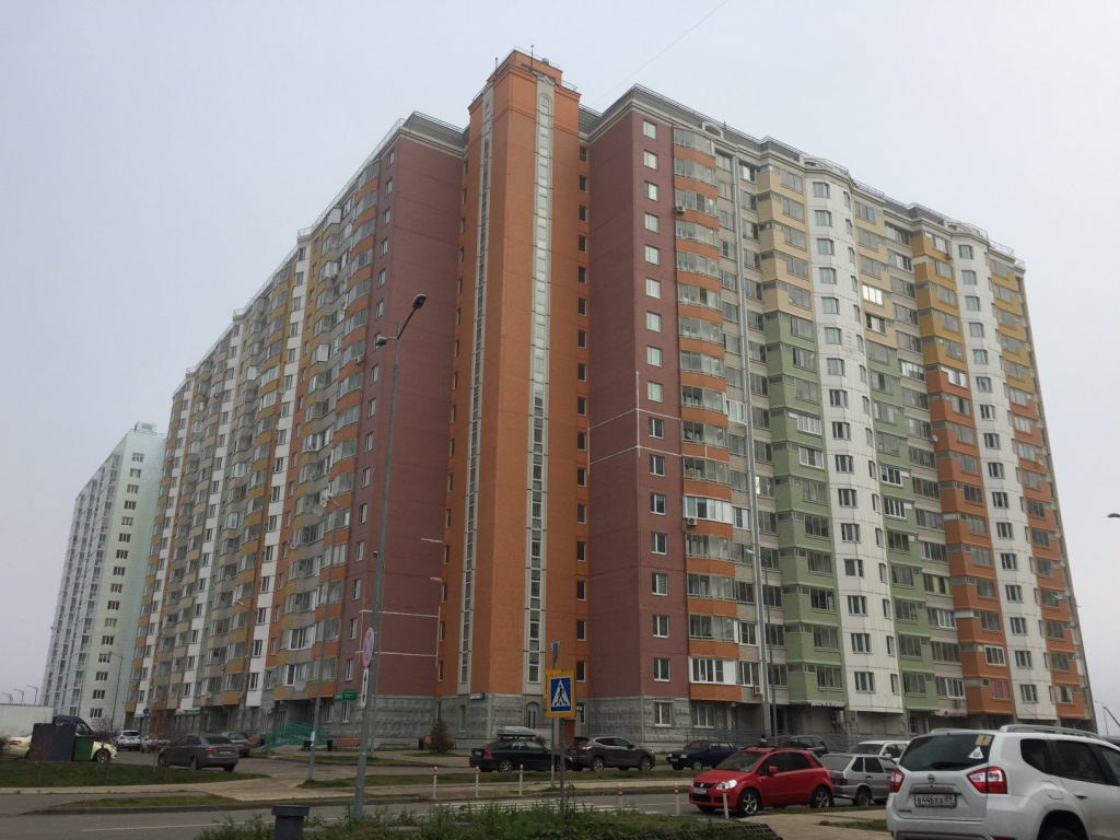 г. Москва, пр-кт. Нововатутинский (п.Десеновское), д. 12-фасад здания