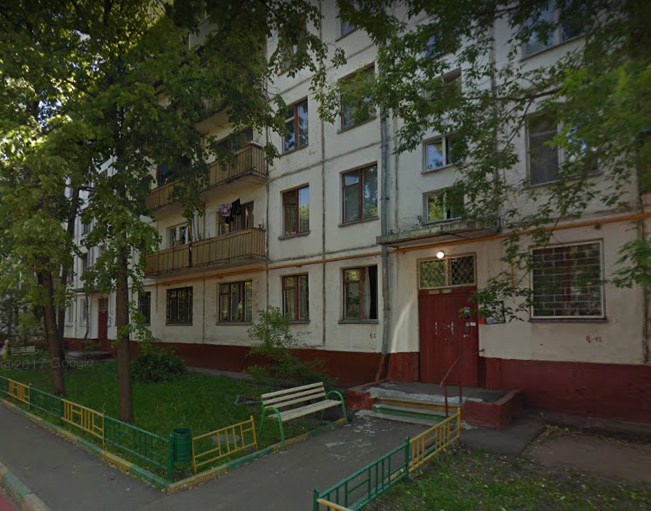 г. Москва, ул. Новогиреевская, д. 13-фасад здания