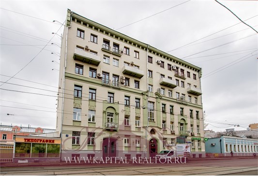 г. Москва, ул. Новокузнецкая, д. 3-фасад здания