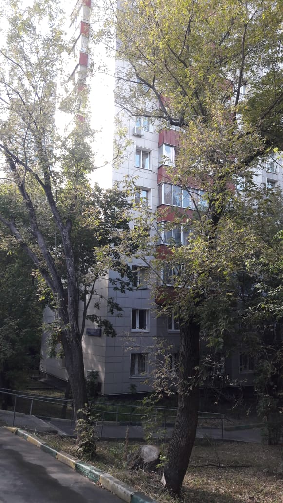 г. Москва, ул. Новощукинская, д. 14-фасад здания