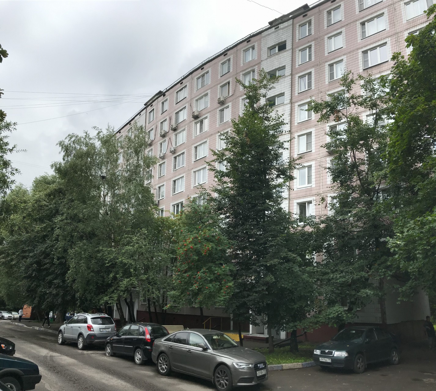 г. Москва, пр-кт. Новоясеневский, д. 21, к. 3-фасад здания