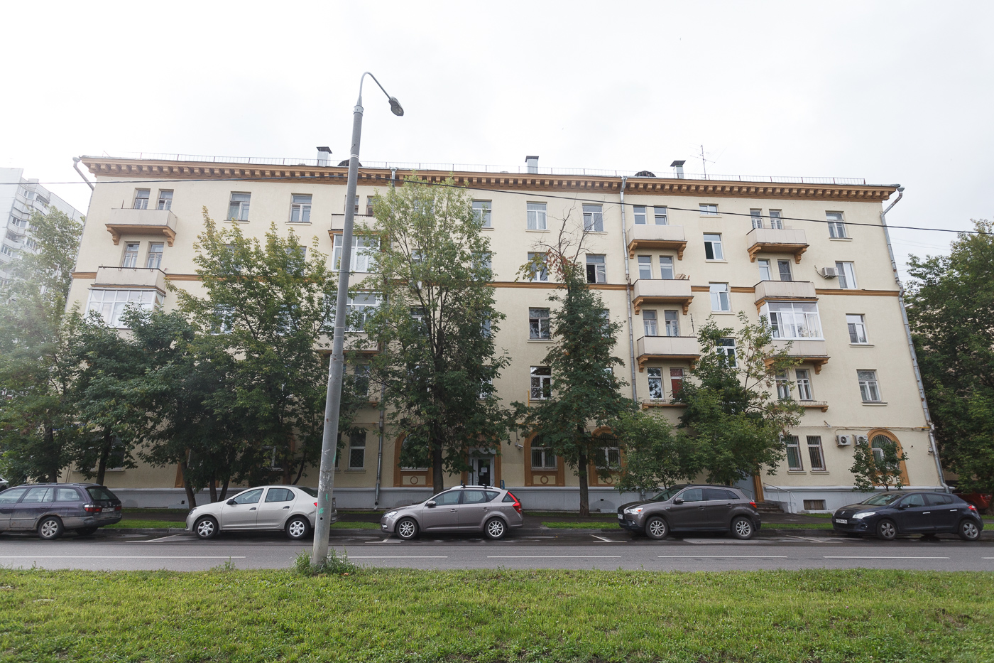 г. Москва, ул. Олеко Дундича, д. 19/15-фасад здания