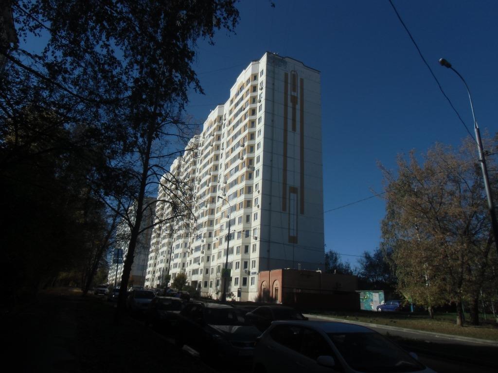 г. Москва, ул. Олеко Дундича, д. 32-фасад здания