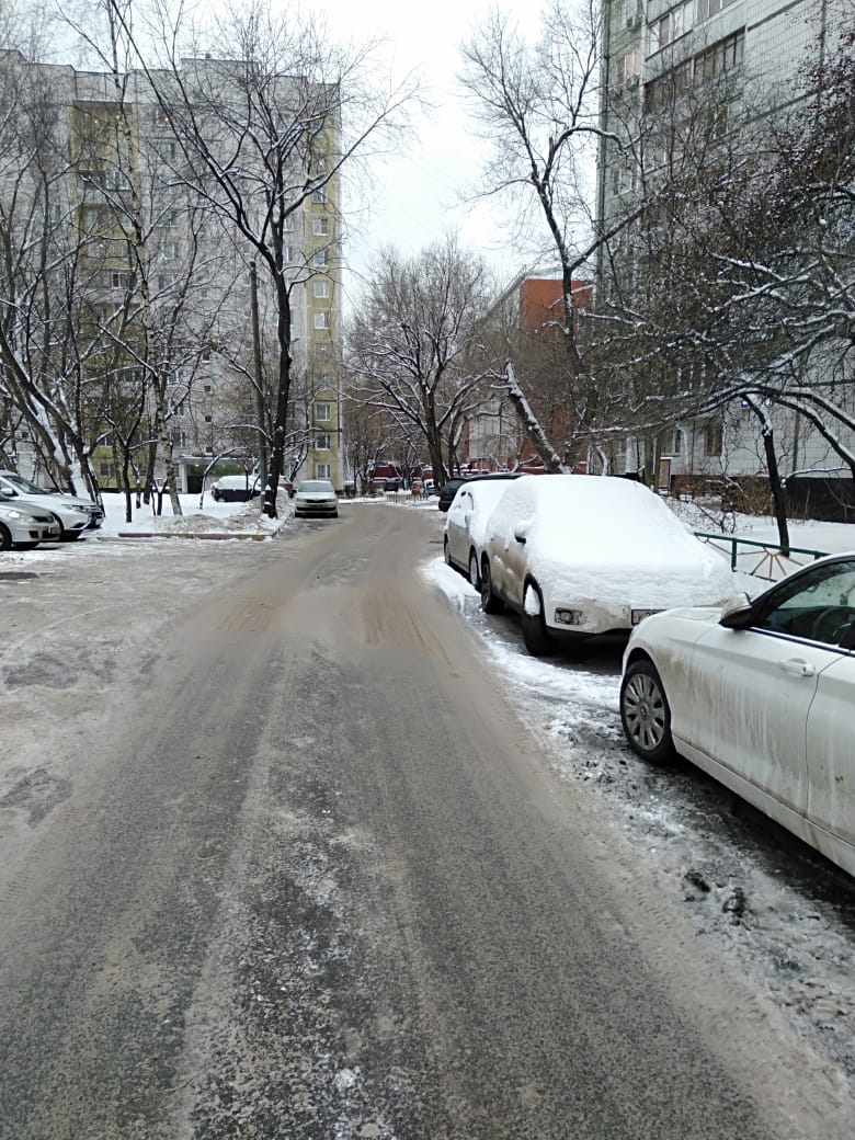 г. Москва, проезд. Олонецкий, д. 8-придомовая территория