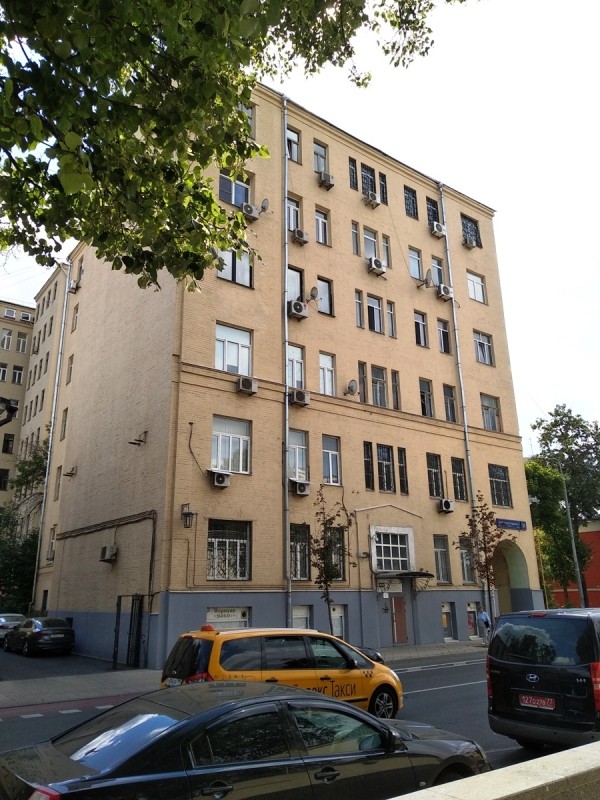 г. Москва, ул. Ордынка Б., д. 51-фасад здания