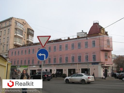 г. Москва, ул. Остоженка, д. 42/2-фасад здания