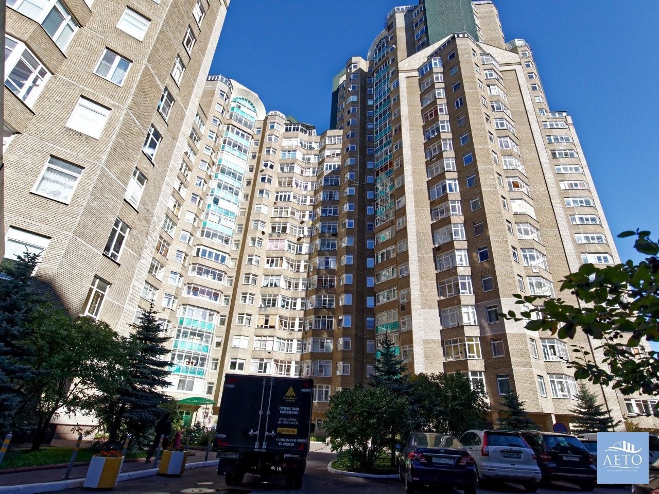 г. Москва, ул. Островитянова, д. 4-фасад здания