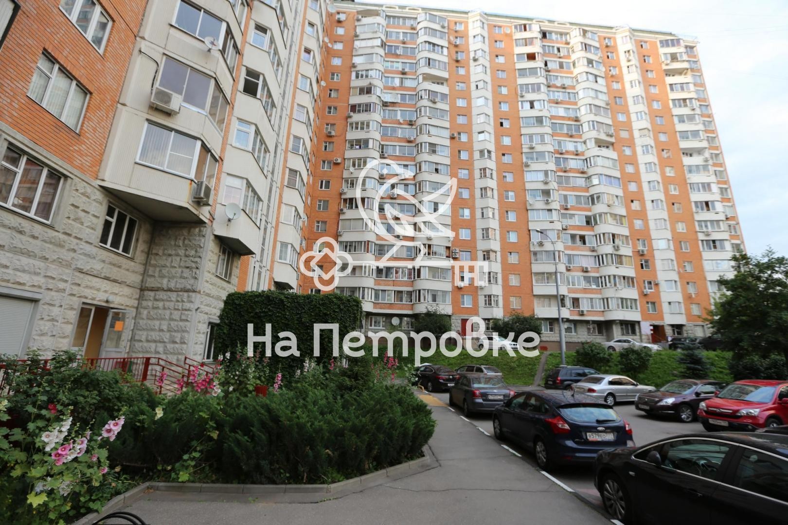 г. Москва, ул. Островитянова, д. 9, к. 4-фасад здания