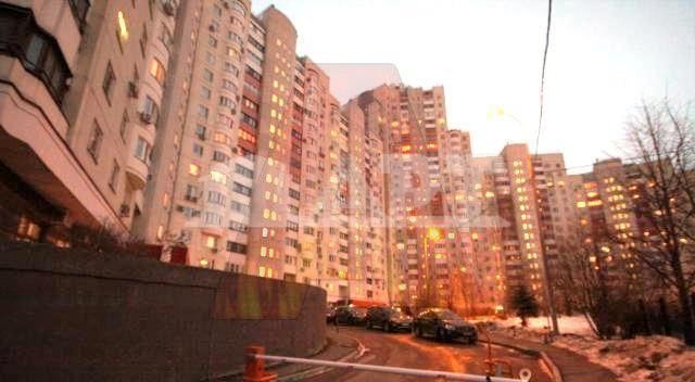 г. Москва, ул. Островитянова, д. 53-фасад здания