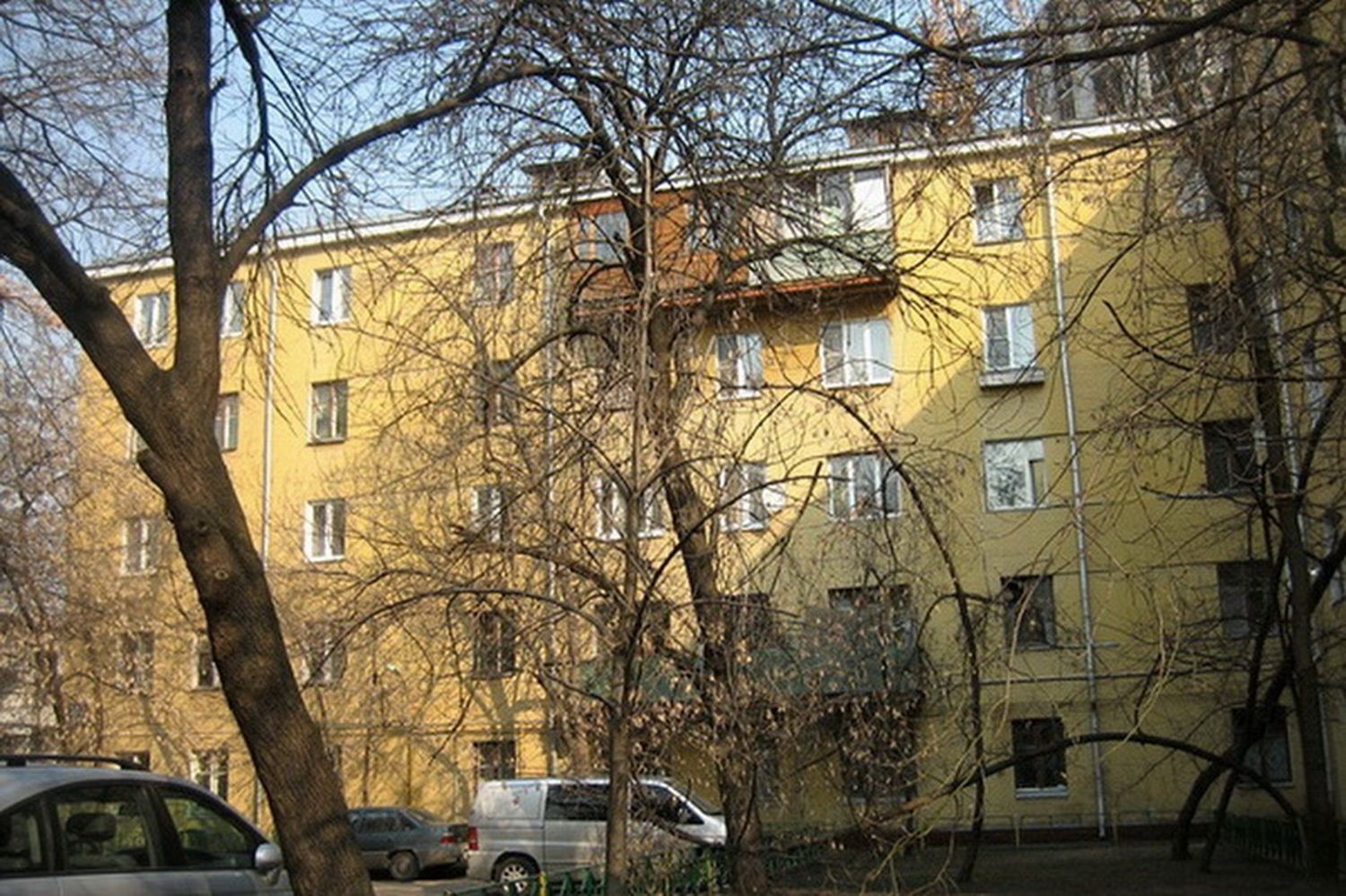 г. Москва, ул. Павла Андреева, д. 28, к. 2-фасад здания