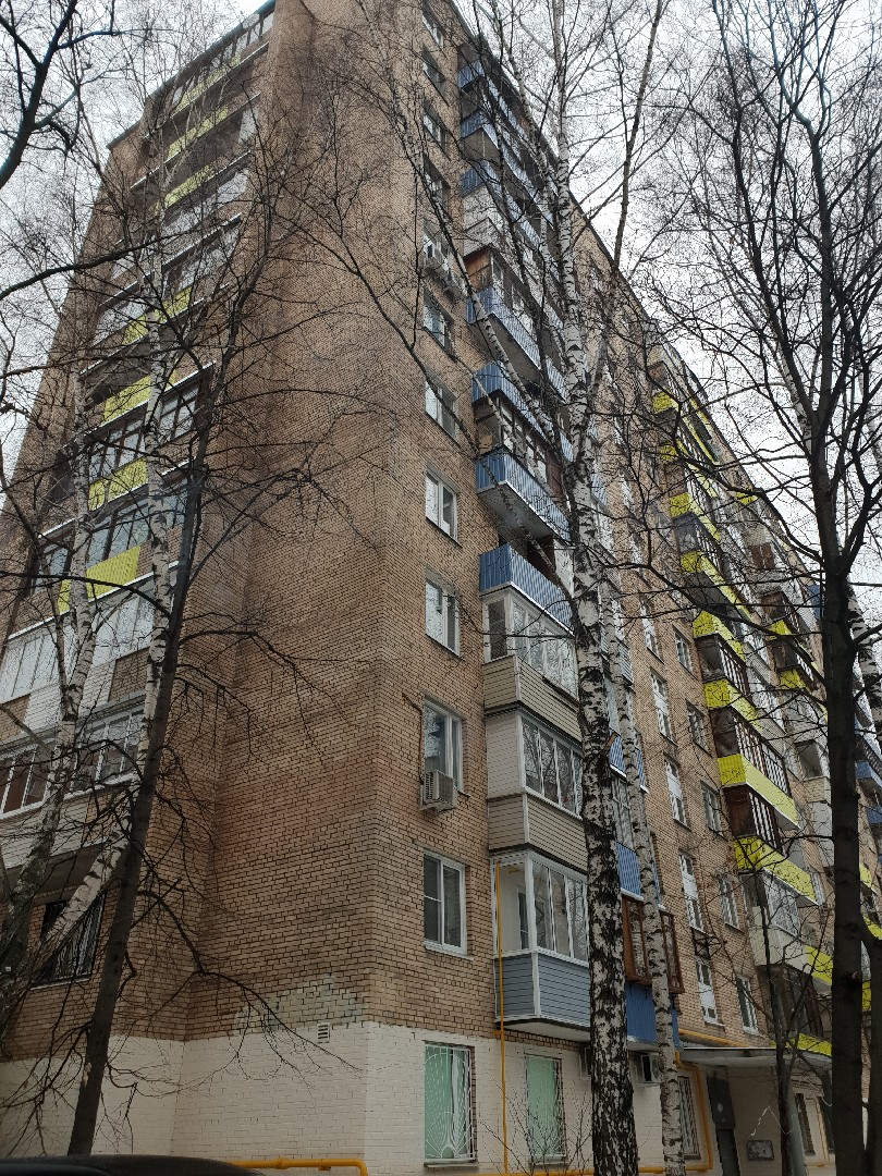 г. Москва, ул. Парковая 9-я, д. 8-фасад здания