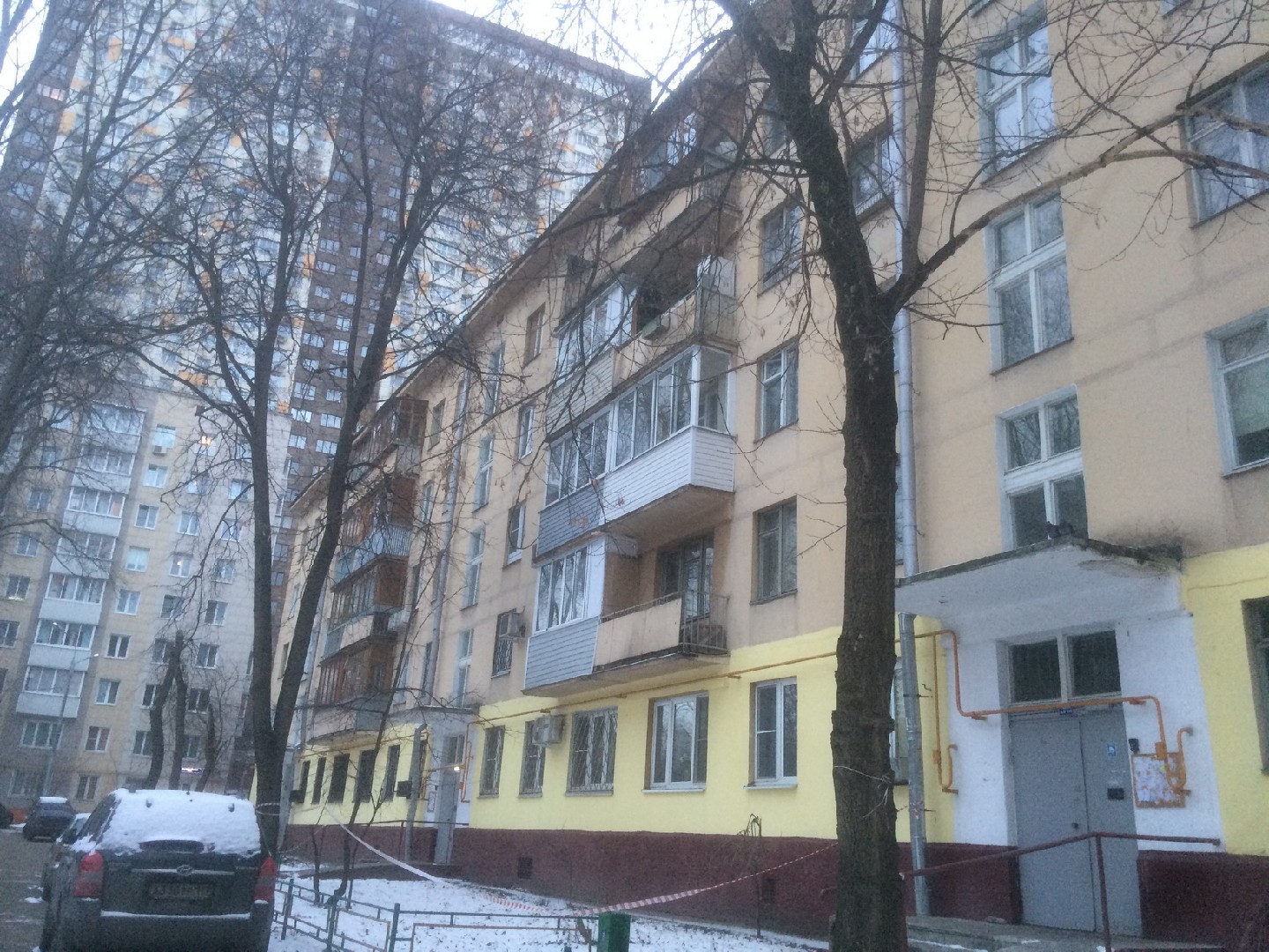 г. Москва, ул. Первомайская, д. 38-фасад здания