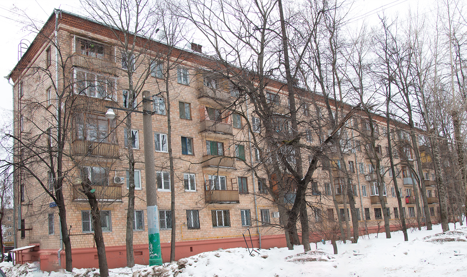 г. Москва, ул. Первомайская Верхн., д. 25-фасад здания