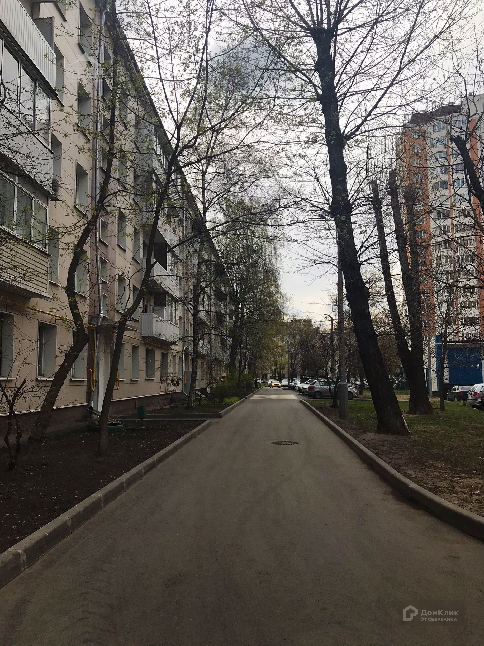 г. Москва, ул. Перовская, д. 22, к. 4-придомовая территория