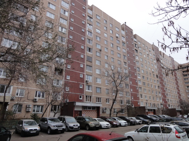 г. Москва, ул. Перовская, д. 33, к. 1-фасад здания