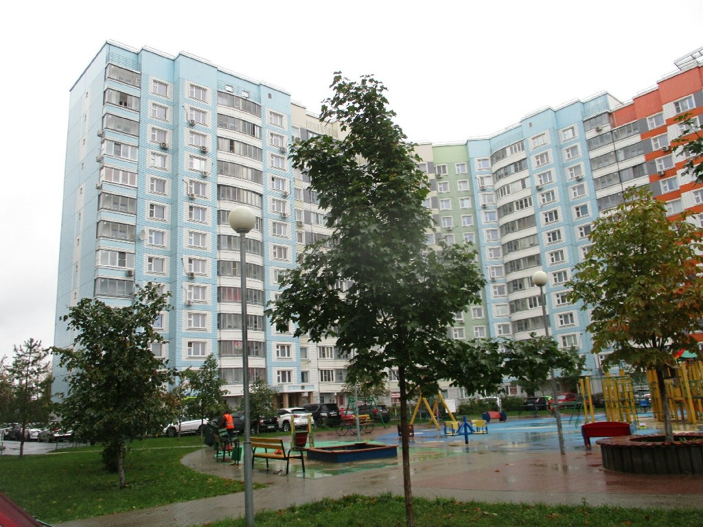 г. Москва, ул. Перовская, д. 66, к. 8-фасад здания