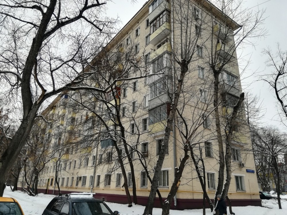 г. Москва, ул. Петра Романова, д. 2, к. 2-фасад здания