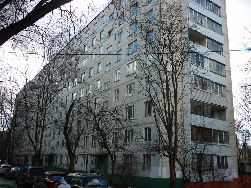 г. Москва, ул. Петрозаводская, д. 17, к. 1-фасад здания