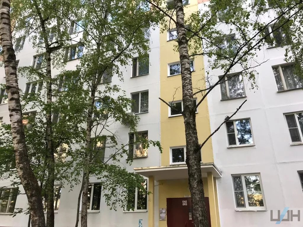 г. Москва, ул. Плющиха, д. 43-47-фасад здания