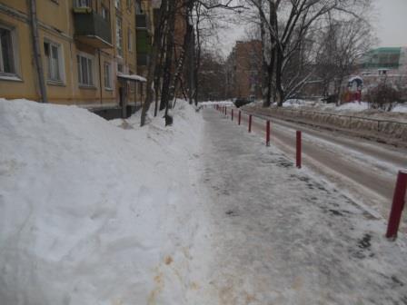 г. Москва, ул. Поклонная, д. 8-придомовая территория