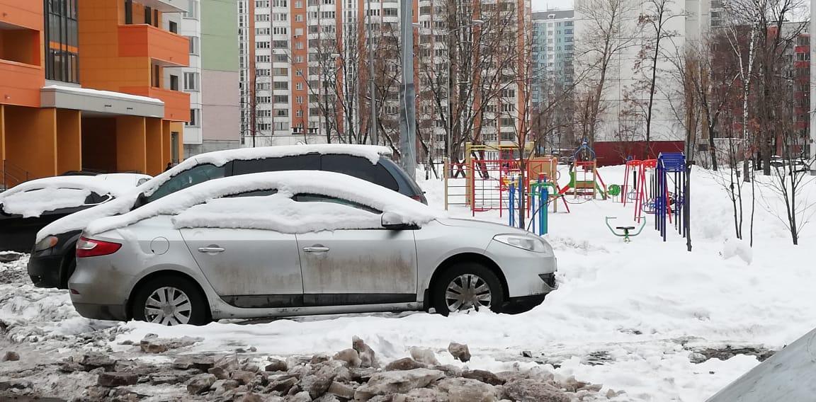 г. Москва, ул. Полярная, д. 13, к. 2-придомовая территория