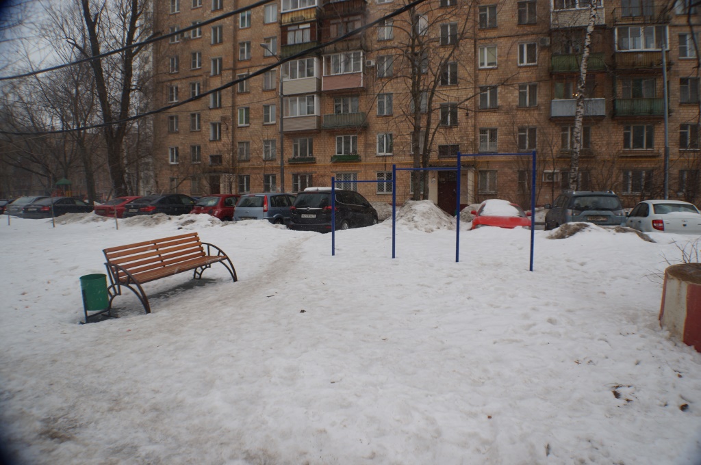 г. Москва, ул. Полярная, д. 13, к. 2-придомовая территория