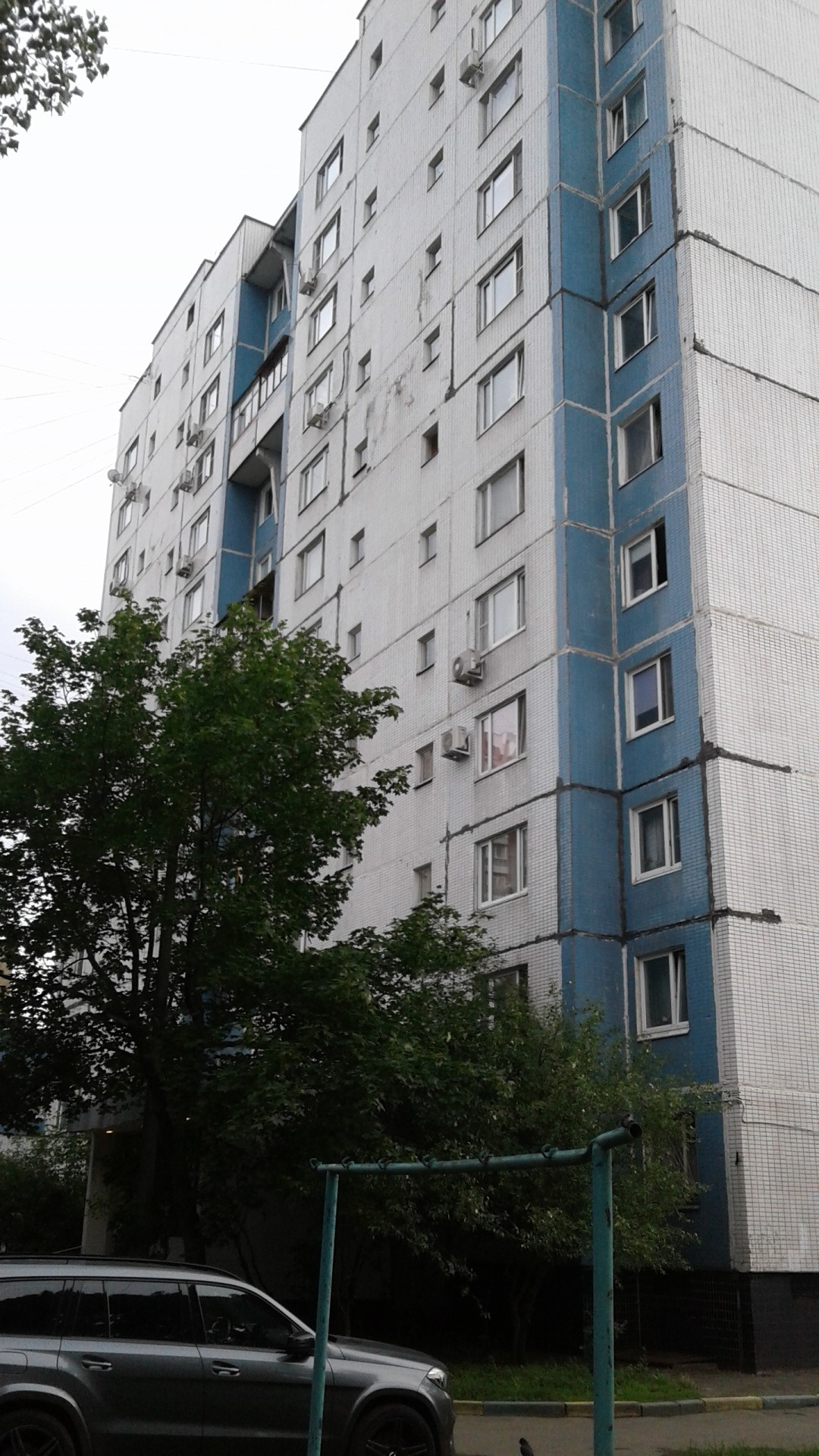 г. Москва, ул. Рогова, д. 12-фасад здания