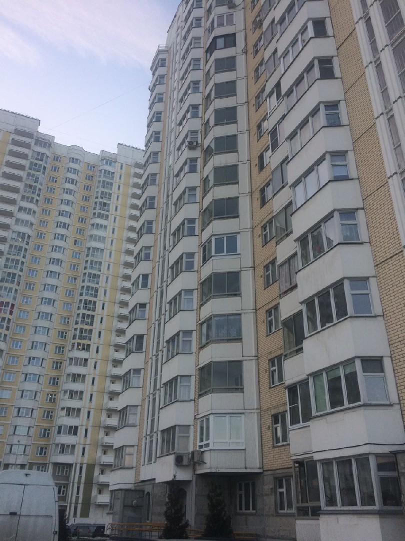 г. Москва, ул. Рождественская, д. 27, к. 2-фасад здания