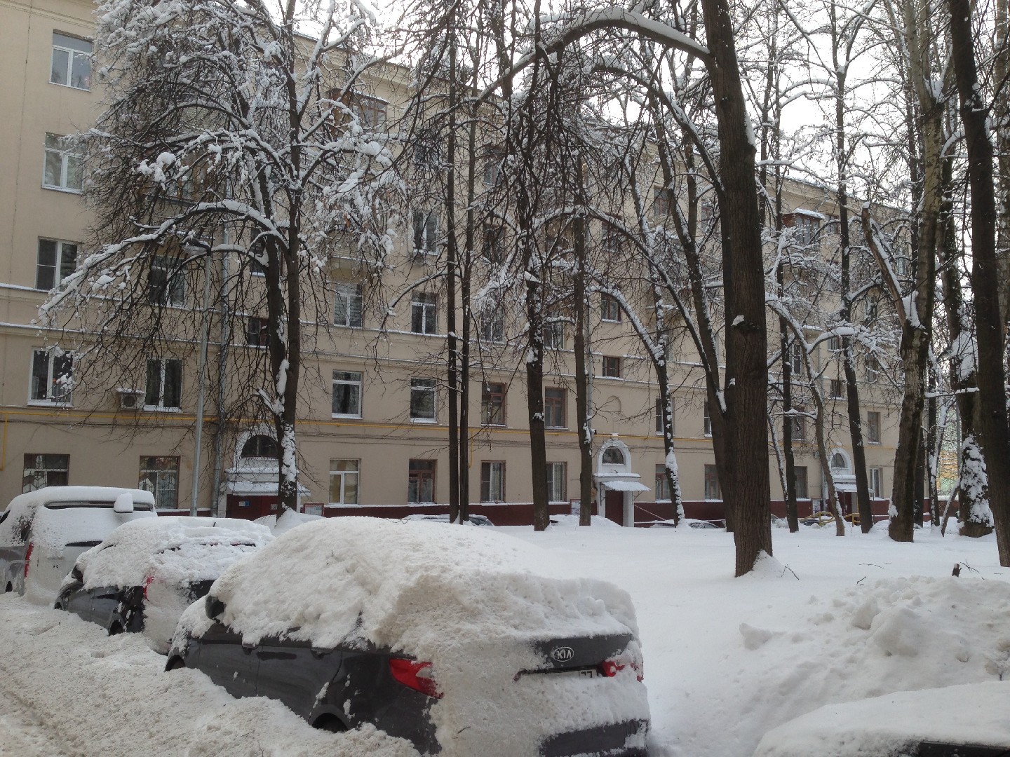 г. Москва, ул. Свободы, д. 17-фасад здания