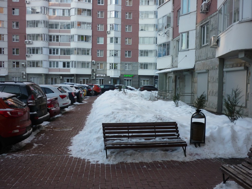 г. Москва, ул. Свободы, д. 63, к. 1-придомовая территория