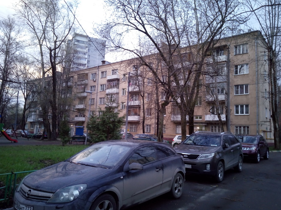 г. Москва, пр-кт. Севастопольский, д. 3, к. 8-фасад здания