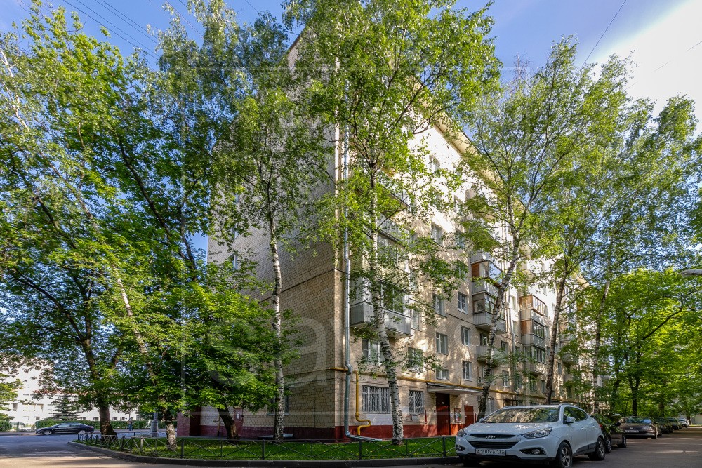 г. Москва, ул. Серпуховская Б., д. 58-фасад здания