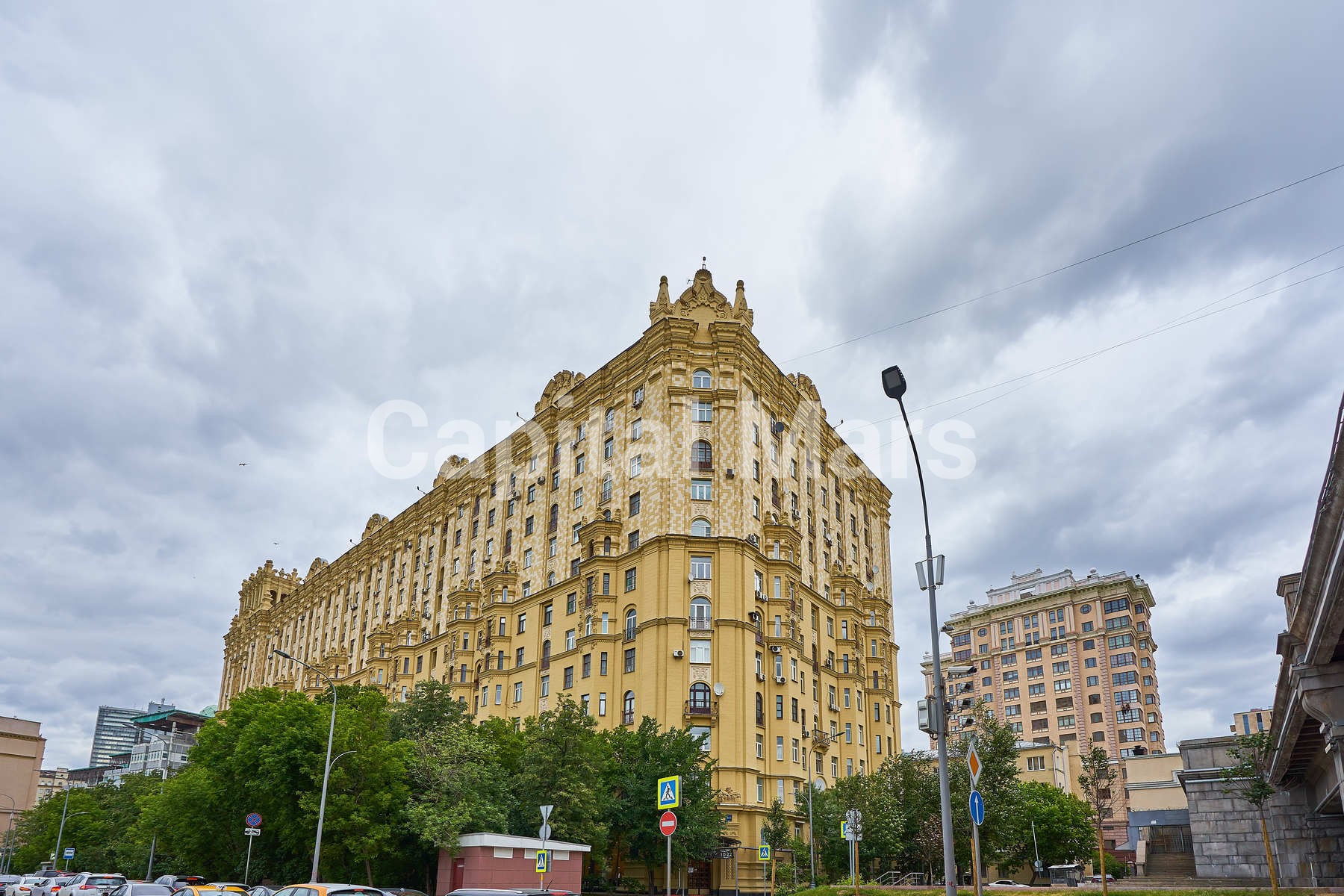 г. Москва, наб. Смоленская, д. 5/13-фасад здания