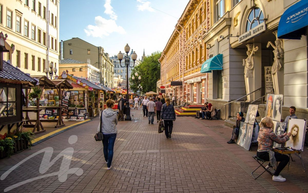 г. Москва, б-р. Смоленский, д. 6-8-придомовая территория